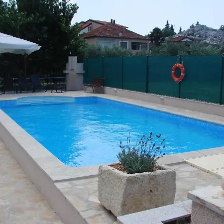 公寓 Modern In Peracko Blato With Sea View And Pool 普洛切