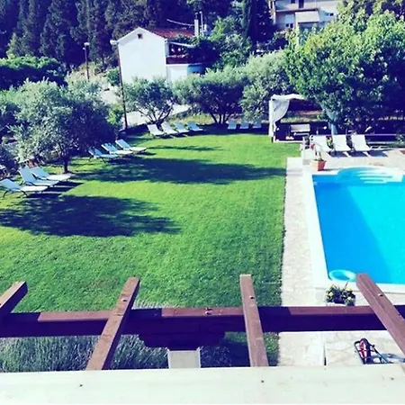 Modern In Peracko Blato With Sea View And Pool 普洛切