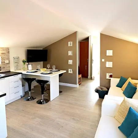 Modern In Peracko Blato With Sea View And Pool 普洛切